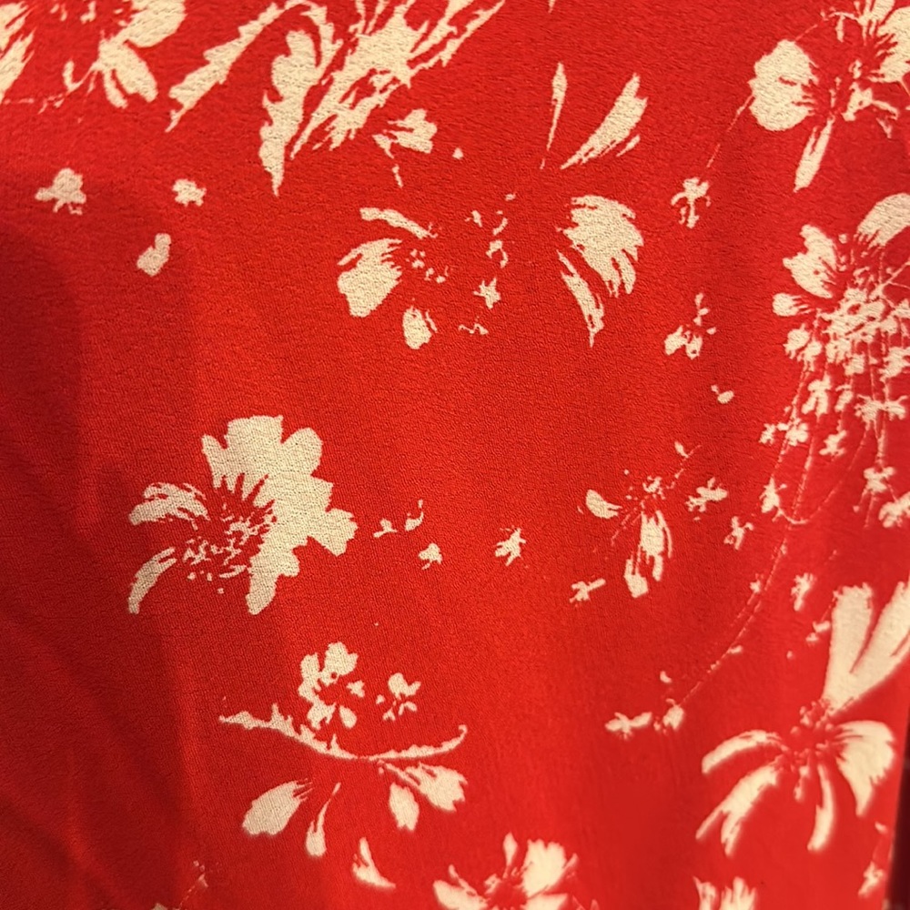 Red romper - Picture 3 of 4